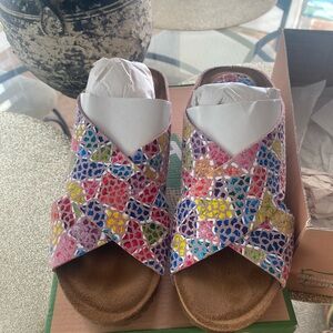 Leather wedge sandals, new in box. Perfect for Summer.🌺